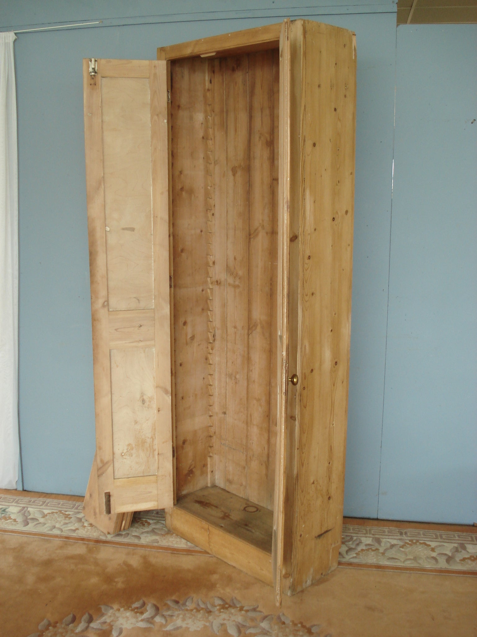Ideal proportions to this Victorian Pine Pantry Cupboard