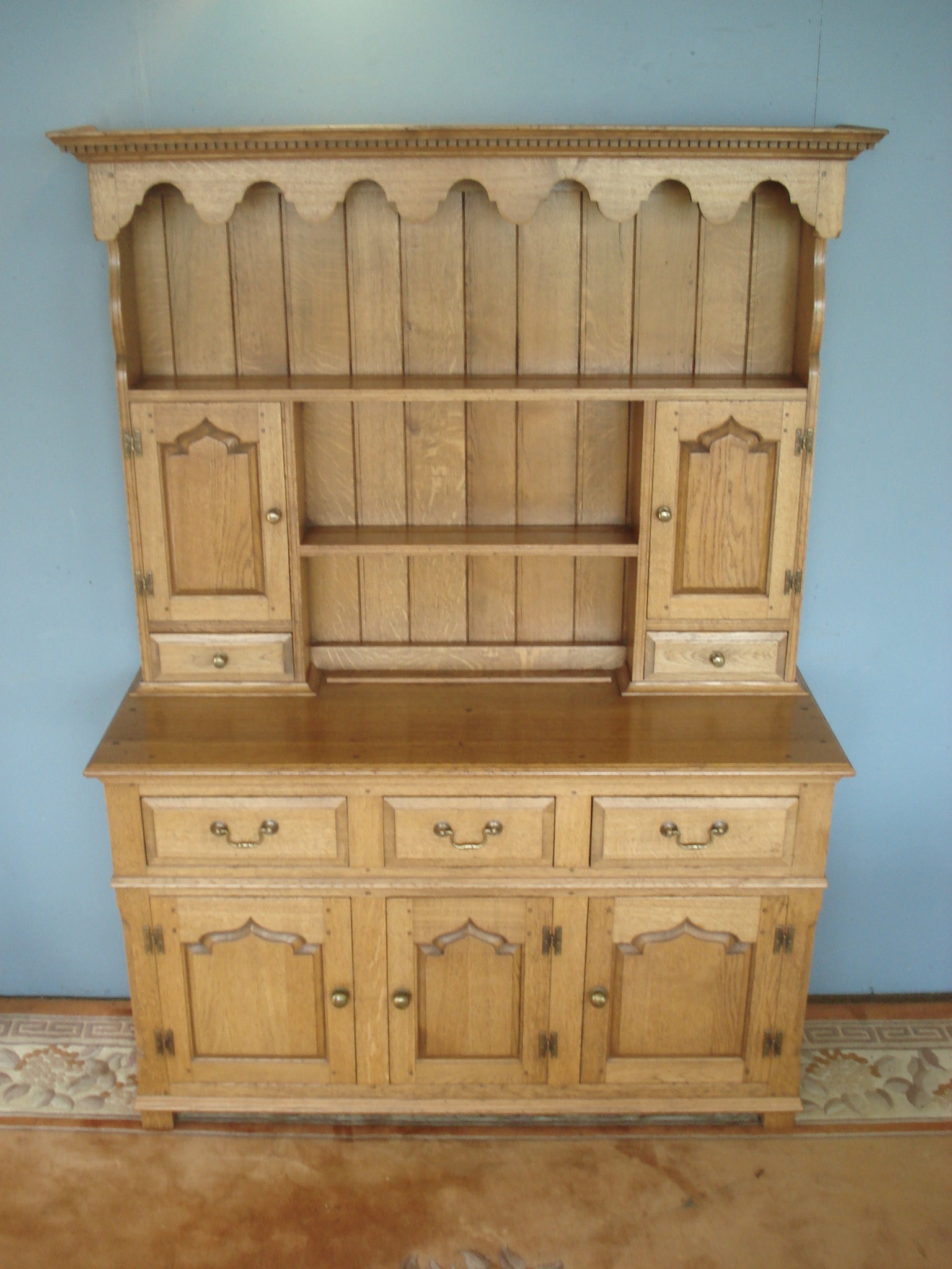 Solid Oak Titchmarsh & Goodwin Dresser in Lighter Finish