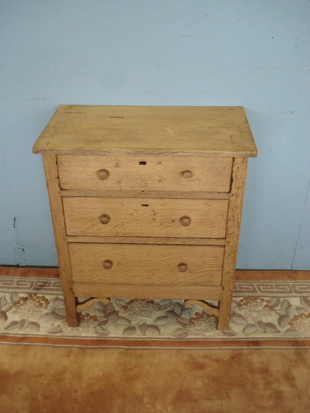 Late 18th century small blonde oak three drawer chest